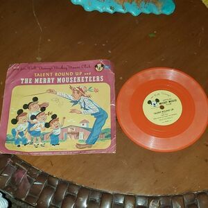 Vintage Walt Disney Talent Round Up and The Merry Mouseketeers Vinyl Orange D235